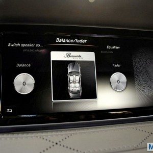 New  Mercedes S Class screen menus