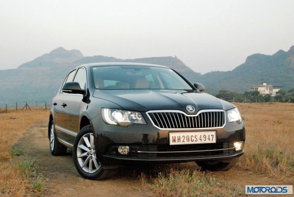 New 2014 Skoda Superb facelift India (14)