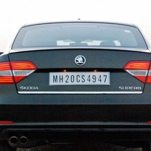 New  Skoda Superb facelift India