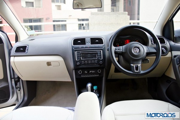 VW Vento 1.2 TSI DSG interior (23)