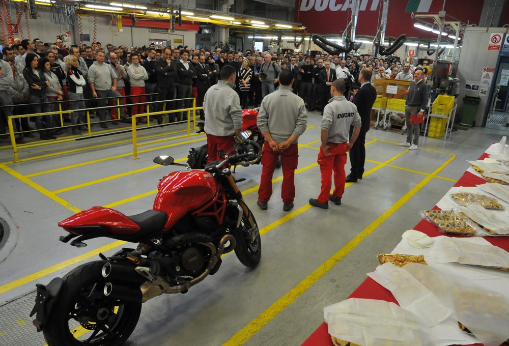 ducati monster 1200 production