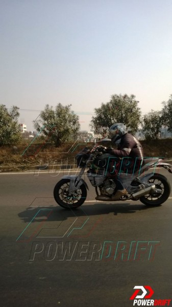 mahindra-mojo-300-launch-spy-images-2