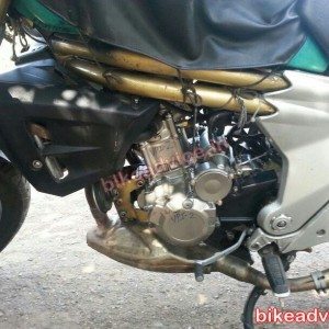 mahindra mojo  pics