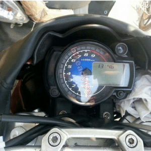 mahindra mojo  pics speedo