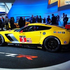 naias chevrolet corvette c r race car images