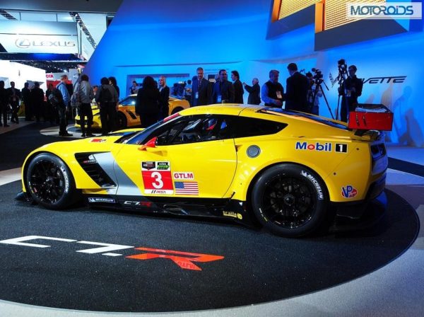 naias-chevrolet-corvette-c7-r-race-car-images-3