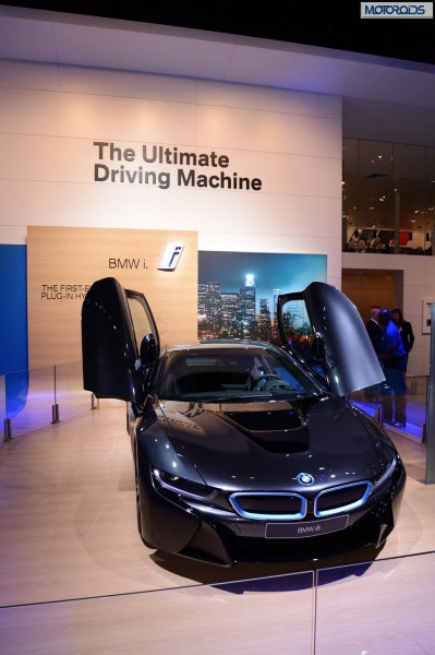 naias-live-bmw-i8-images-auto-expo-1