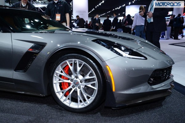 naias-live-chevrolet-corvette-z06-images-5