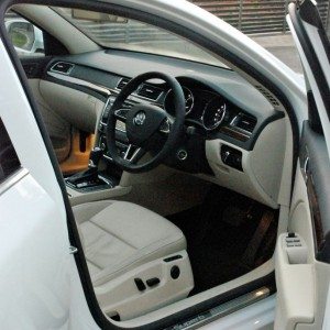 new  Skoda Superb facelift Interior