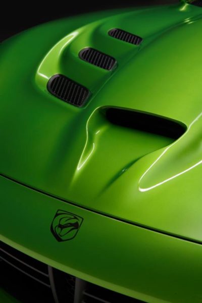 srt-viper--stryker-green-grand-touring-package-pics-5