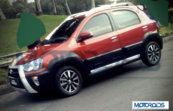 toyota-etios-cross-india-pics