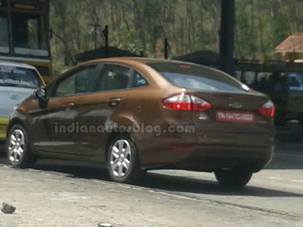 2014-Ford-Fiesta-facelift-India-3