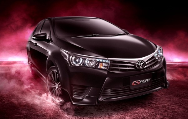 2014-Toyota-Corolla-Altis-ESport-Thailand-images-1