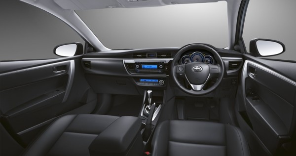 2014-Toyota-Corolla-Altis-ESport-Thailand-images-4