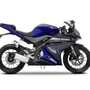 Yamaha R