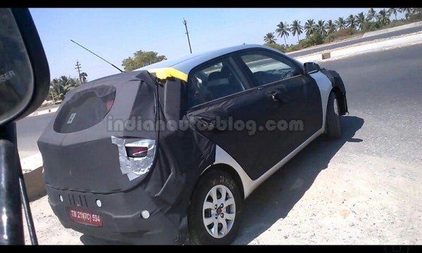 2015-Hyundai-i20-IAB-spied-side-profile