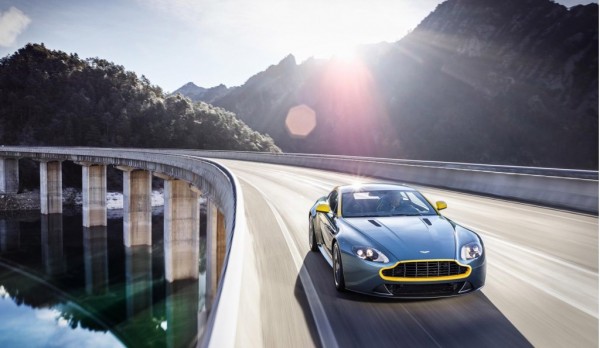 2015-aston-martin-v8-vantage-n430