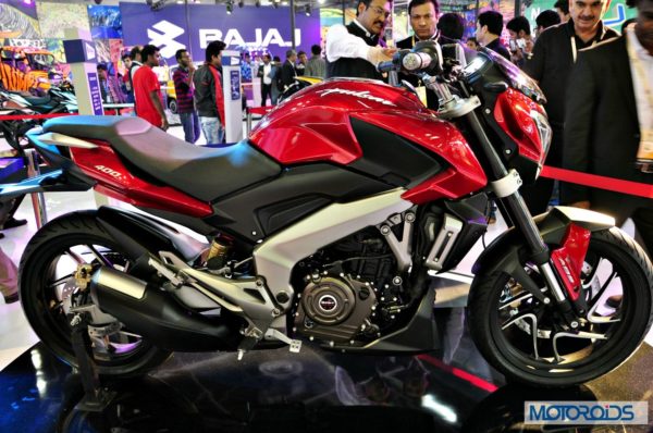 Bajaj Pulsar CS400 (8)