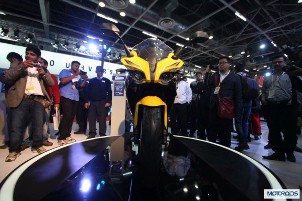 Bajaj Pulsar SS400 Auto Expo 2014 (1)