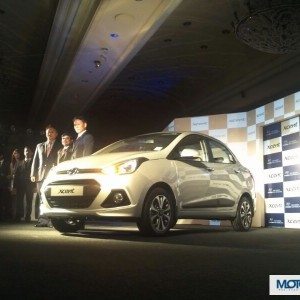 Hyundai Grand i sedan images