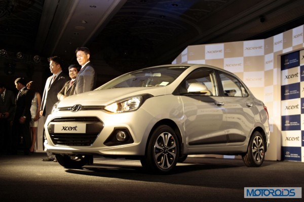 Hyundai Xcent grand i10 sedan exterior interior (9)