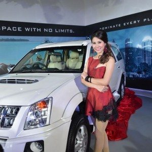 Isuzu Motors MU T Suv Auto expo