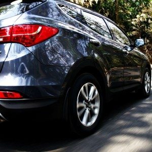 New Hyundai Santa Fe exterior action