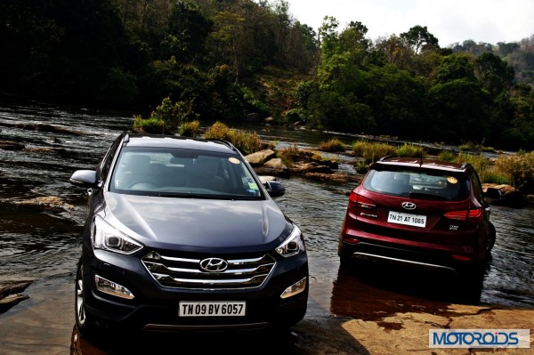 New Hyundai Santa Fe exterior action  (5)