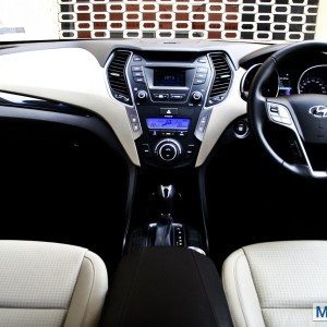 New Hyundai Santa Fe interior