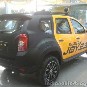 Renault Duster Joy Yellow Edition images