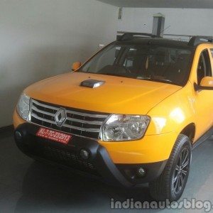 Renault Duster Joy Yellow Edition images