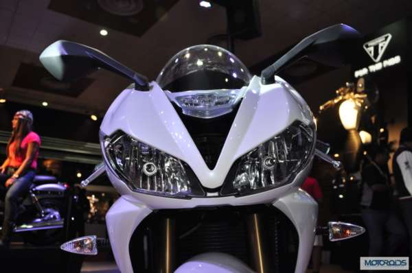 Triumph Motorcycles daytona 675 at Auto Expo 2014 (6)