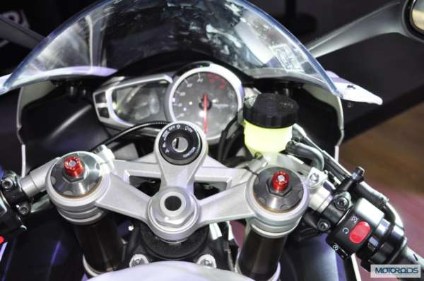 Triumph Motorcycles daytona 675 at Auto Expo 2014 (7)