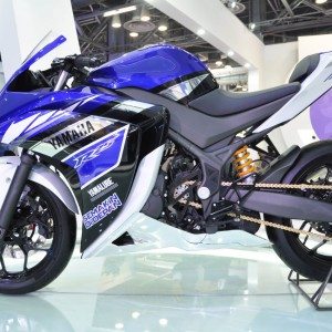 Yamaha R images auto expo