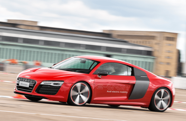 audi-r8-e-tron-supercar-images-1