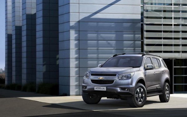 chevrolet-trailblazer-auto-expo-2014-2