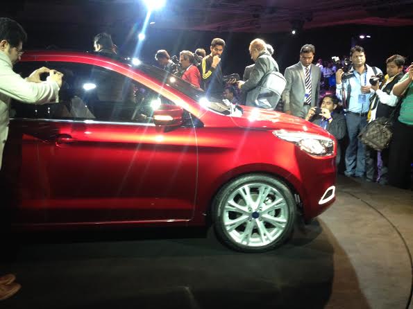 ford-figo-concept-compact-sedan-3