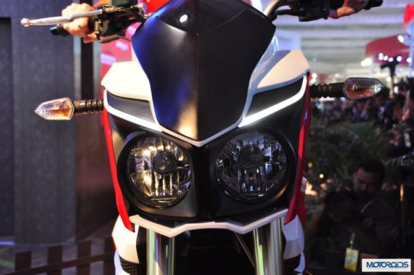 mahindra-mojo-race-version-new-images-expo- (6)