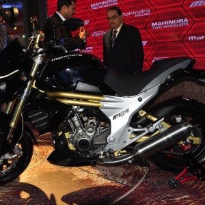 mahindra mojo race version new images expo