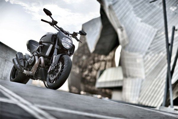 new-ducati-diavel-2