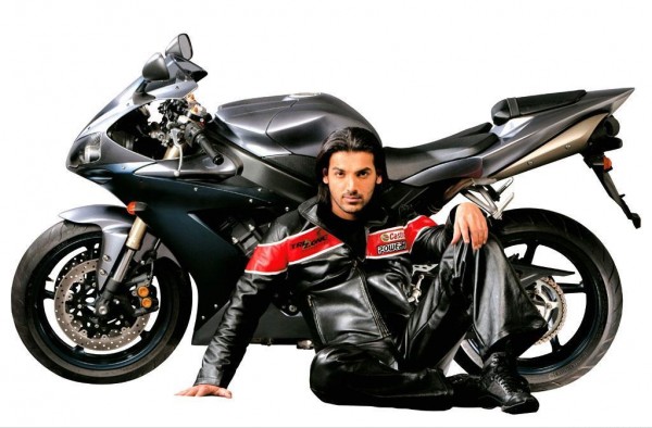 yamaha-india-john-abraham