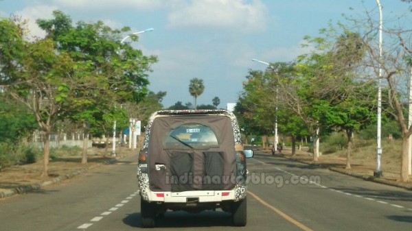 2014-Mahindra-Scorpio-facelift-rear