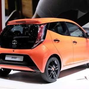 toyota aygo geneva motor show  images