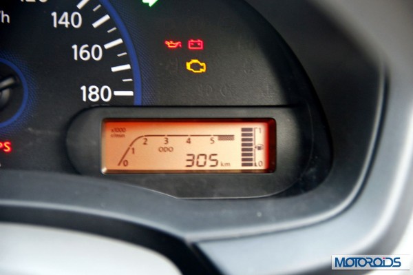 Datsun Go review instrument cluster (3)
