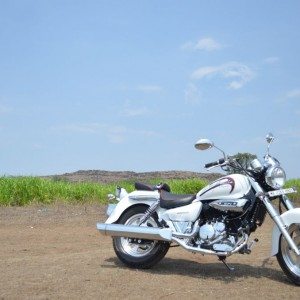 Hyosung Aquila  Reivew Images