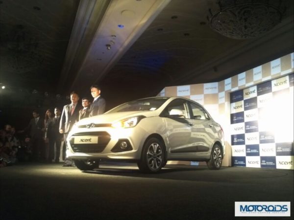 Hyundai-Grand-i10-sedan-images-2