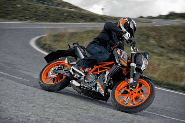 KTM-Duke-390-Track-Day-BIC-Images-2