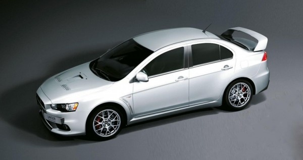 Mitsubishi-Lancer-Evolution-X-anniversary-edition-1