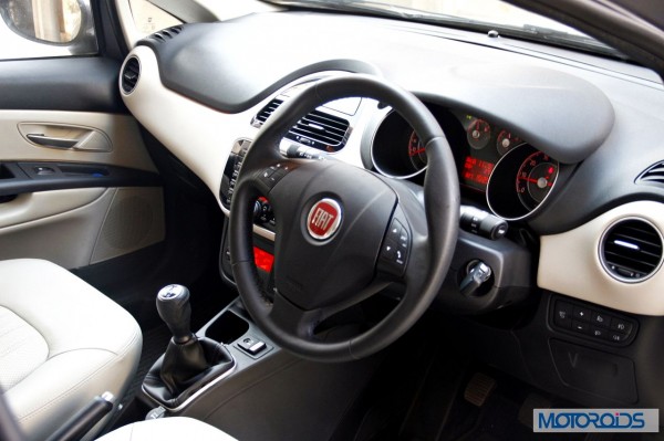 New 2014 Fiat LInea interior review (10)