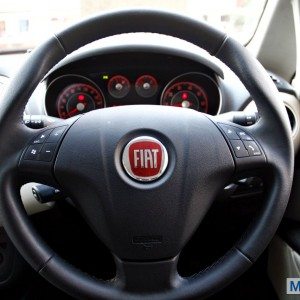 New  Fiat LInea interior review